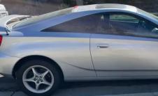 这辆2000年的丰田Celica GT-S 售价3900美元