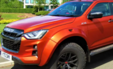 五十铃DMax Arctic Trucks AT35你会想要它只是为了它的乐趣