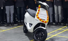 Ola S1电动滑板车产量突破10万辆大关
