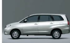 丰田Innova Hycross内饰被发现获得浮动触摸屏