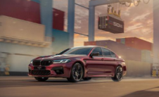 宝马M5 Competition50周年纪念版推出由4.4升双涡轮增压V8发动机提供动力