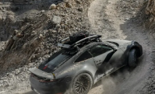 保时捷将911跑车变成了越野SUV