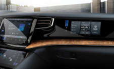 2022 Jeep Grand Wagoneer 的交互式乘客显示屏荣获科普奖