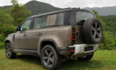 Land Rover Defender 110与Volvo XC90需要有关新型豪华SUV的建议