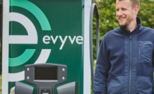 evyve计划到2030年安装10000个EV充电器