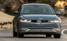 现代Ioniq5如何揭示特斯拉Model3的真实年龄