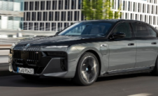 宝马推出两款7系列PHEV