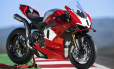 杜卡迪PanigaleV4R旗舰超级运动摩托车推出售价699.9万卢比