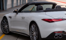 新款梅赛德斯AMG SL 43亮相估价100万令吉