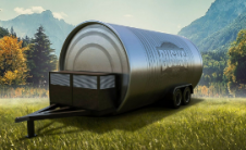 这款真人大小豆罐形状的露营车为您提供国家公园独特的露营体验