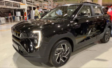马恒达XUV 3XO上市起价为74.9万卢比