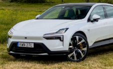 2025款Polestar 4出色的转向性能和较小的碳足迹脱颖而出