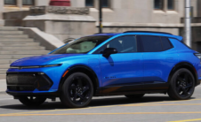 2024款雪佛兰Equinox EV表明通用汽车可以打造一款面向大众的汽车