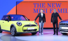 Mini Cooper S目前已发展到第五代