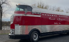 超级稀有的 1939 年款通用 Futurliner 现身出售 价格不菲