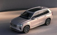 2025.5沃尔沃XC90继电动车之后推出的全新SUV重新推出PHEV